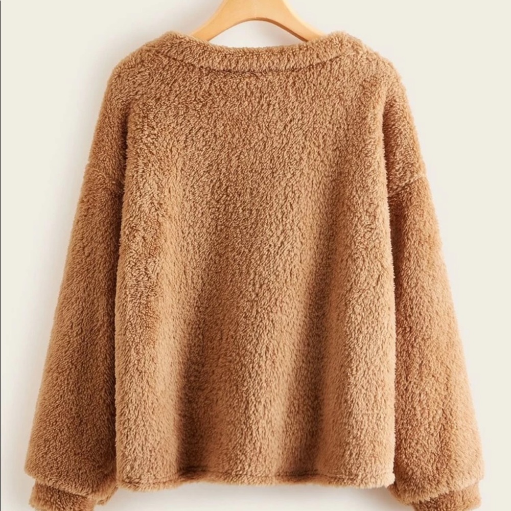Sweatshirt - Picture 2 of 6